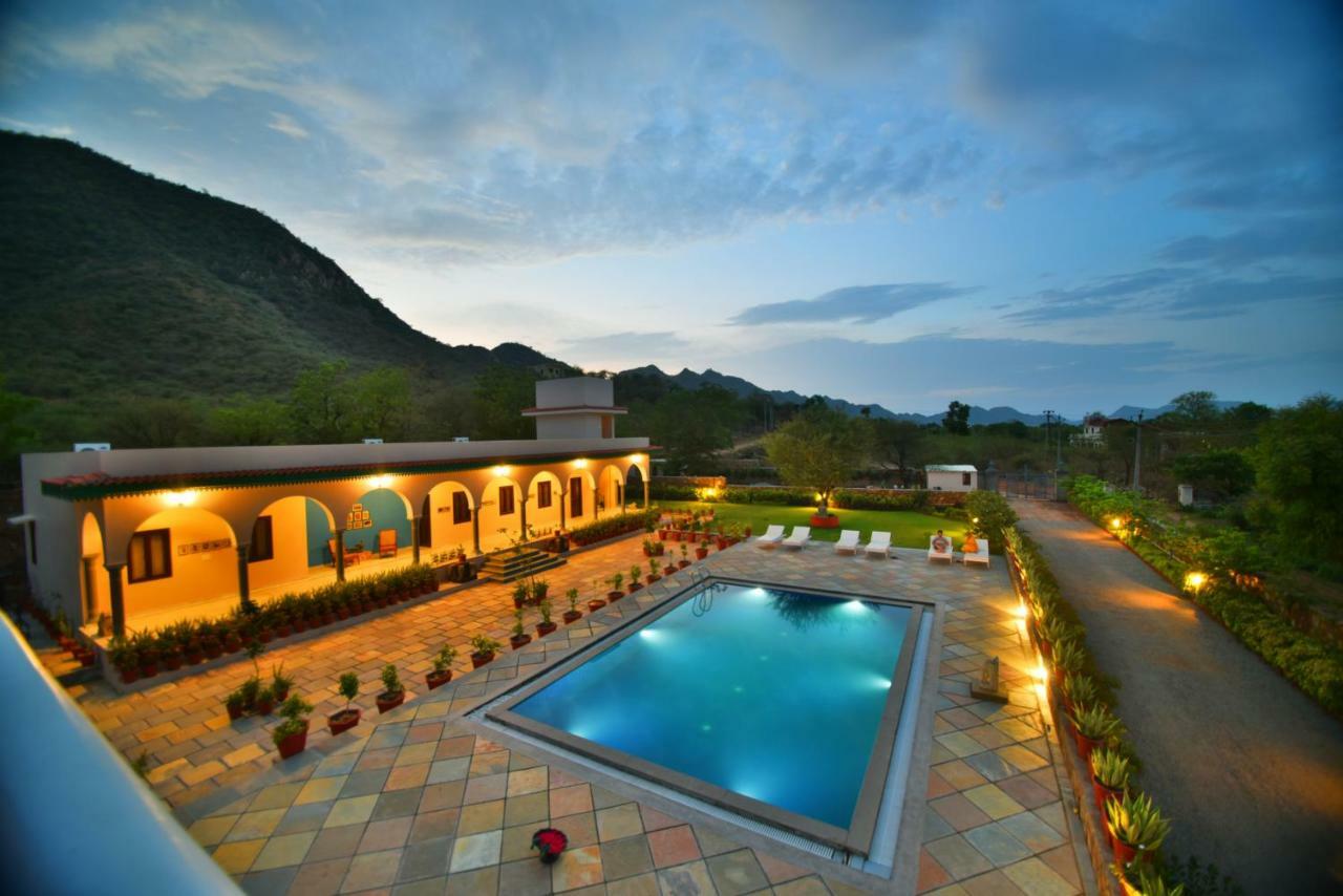 Premkunj Hotel Udaipur Exterior foto